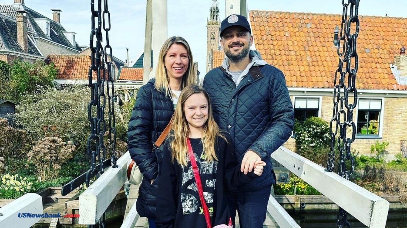 Nate Bargatze’s Personal Life Family Laughter and Love